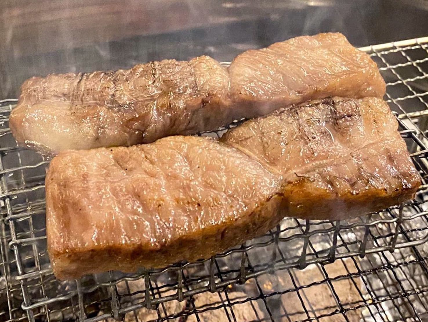 黒毛和牛幽庵炭火焼き